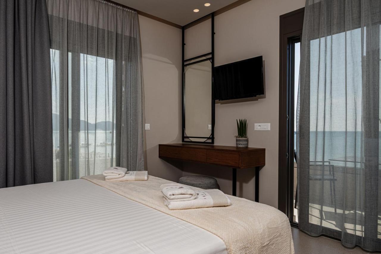 Horizon Apartments - Beachfront Luxury, By Zantewize 라가나스 외부 사진